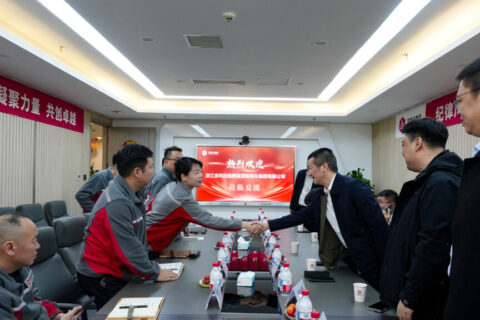 吉利商用车集团莅临918博天堂物流进行交流